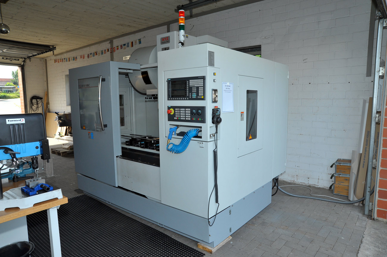 XYZ 1020 VMC CNC Fräse
